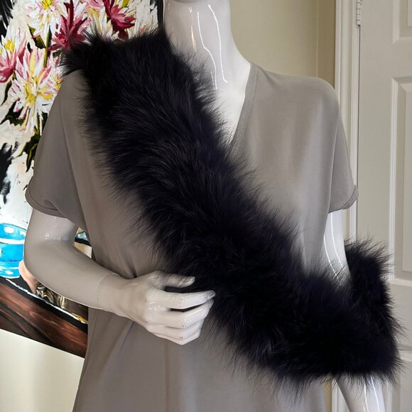 Fox Fur Infinity Scarf in Indigo Blue by Adrienne Landu - Authentic - Picture 14 of 14